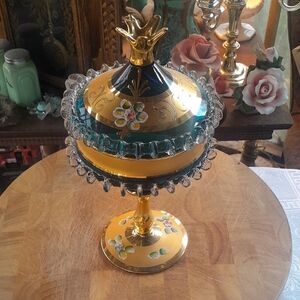 listing-status-banner